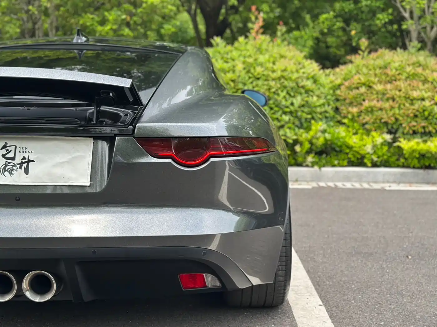 Jaguar F-TYPE 2016 3.0 SC Hardtop фото 8