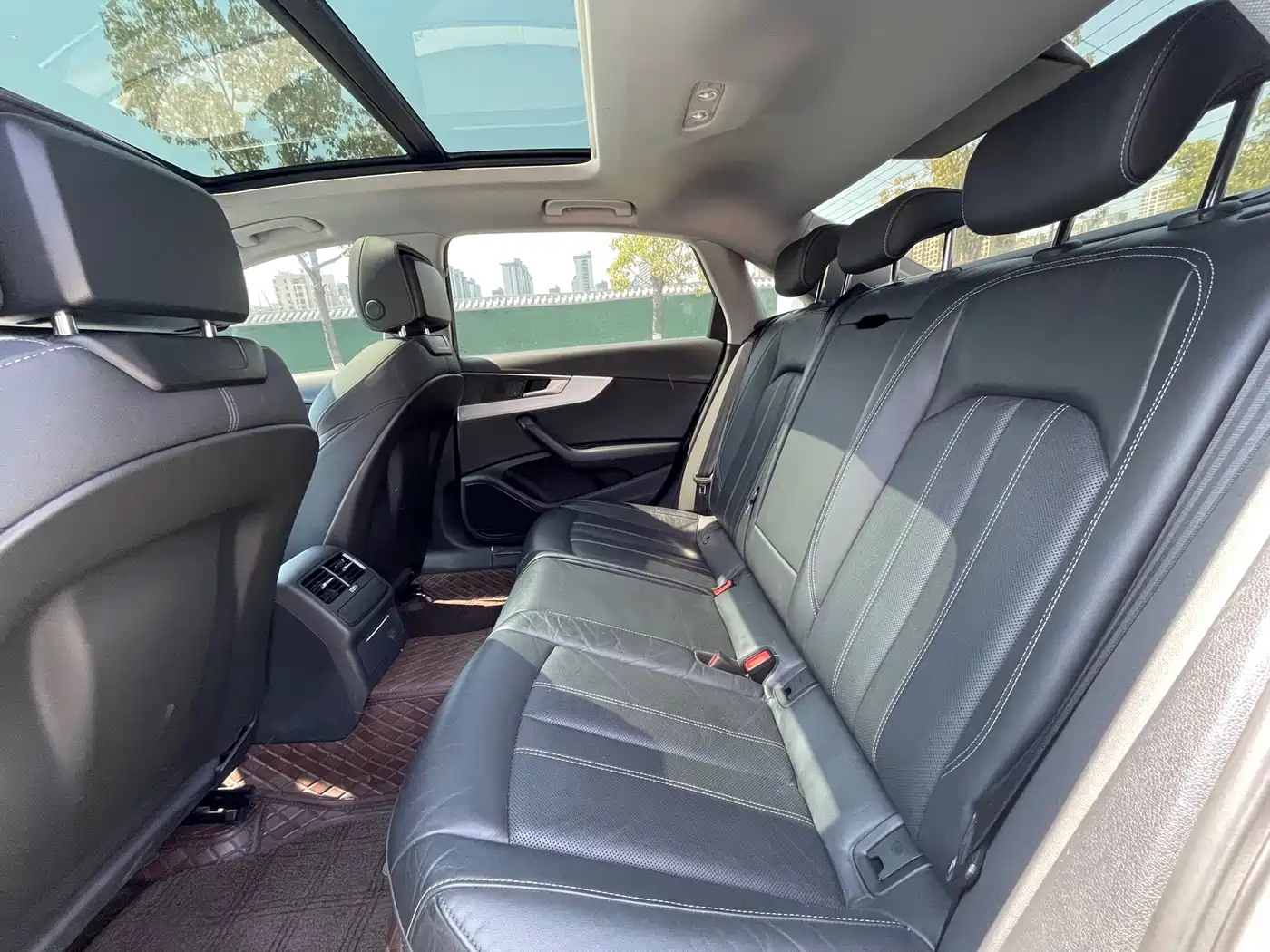 Audi A4L 2020 40 TFSI Fashion Dynamic Edition фото 8