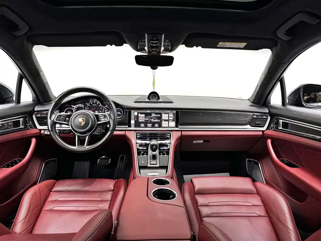 Porsche Panamera 2017 Panamera Turbo 4.0T фото 23