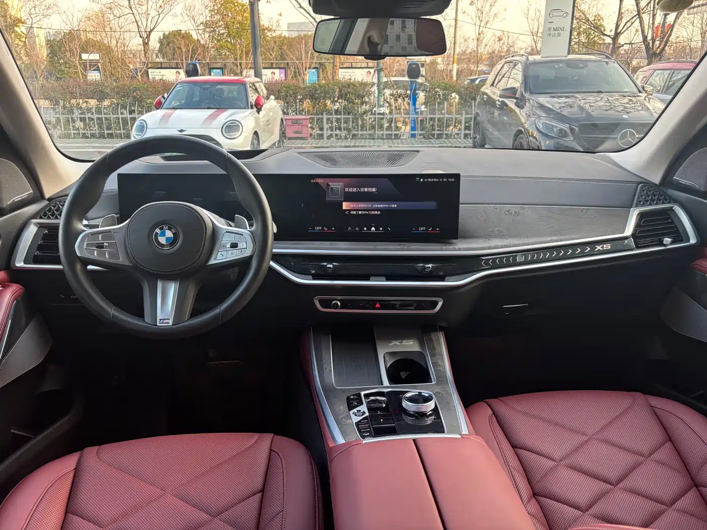 BMW X5 2023 xDrive 30Li Premium M Sport Black Night Package фото 6