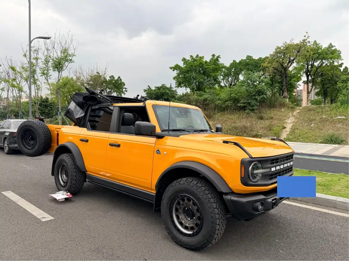 Ford Bronco (Import) 2024
