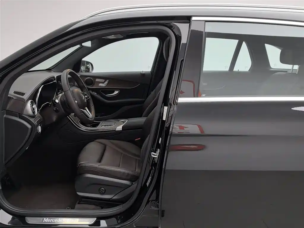 Mercedes-Benz GLC 2022 GLC 300 L 4MATIC Dynamic Collector's Edition фото 10