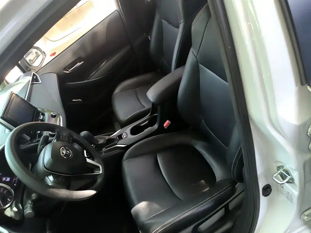 Toyota Corolla 2021 1.2T S-CVT Elite PLUS Edition фото 15