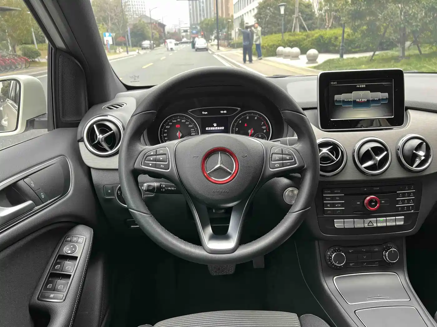 Mercedes-Benz B-Class 2017 B 180 фото 14