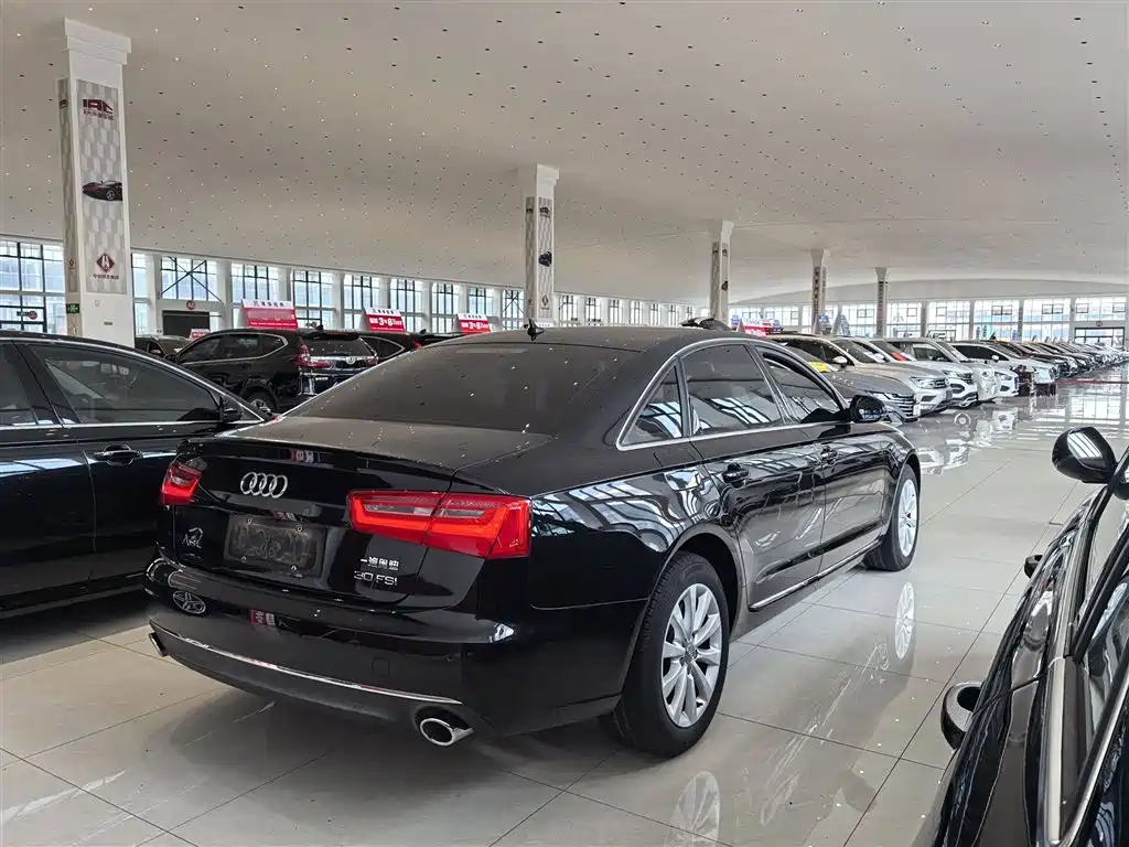 Audi A6L 2014 30 FSI Luxury фото 5