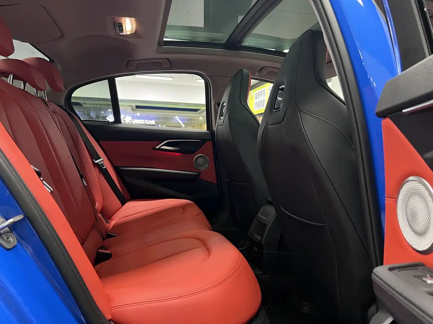 BMW 1 Series 2021 125i M Sport Black Night Edition фото 16