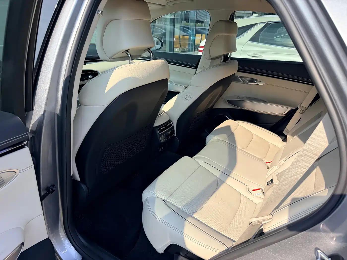 Genesis GV70 2025 2025 2.5T 4WD Flagship Edition