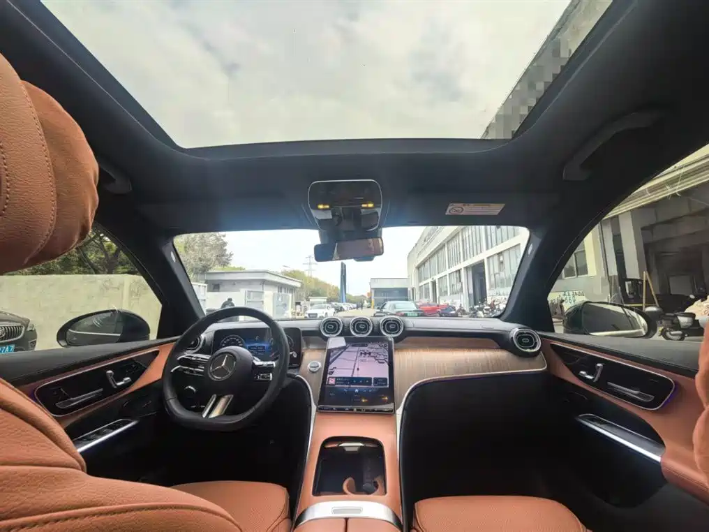 Mercedes-Benz GLC 2024 Facelift GLC 300 L 4MATIC Sport 5-seater фото 6
