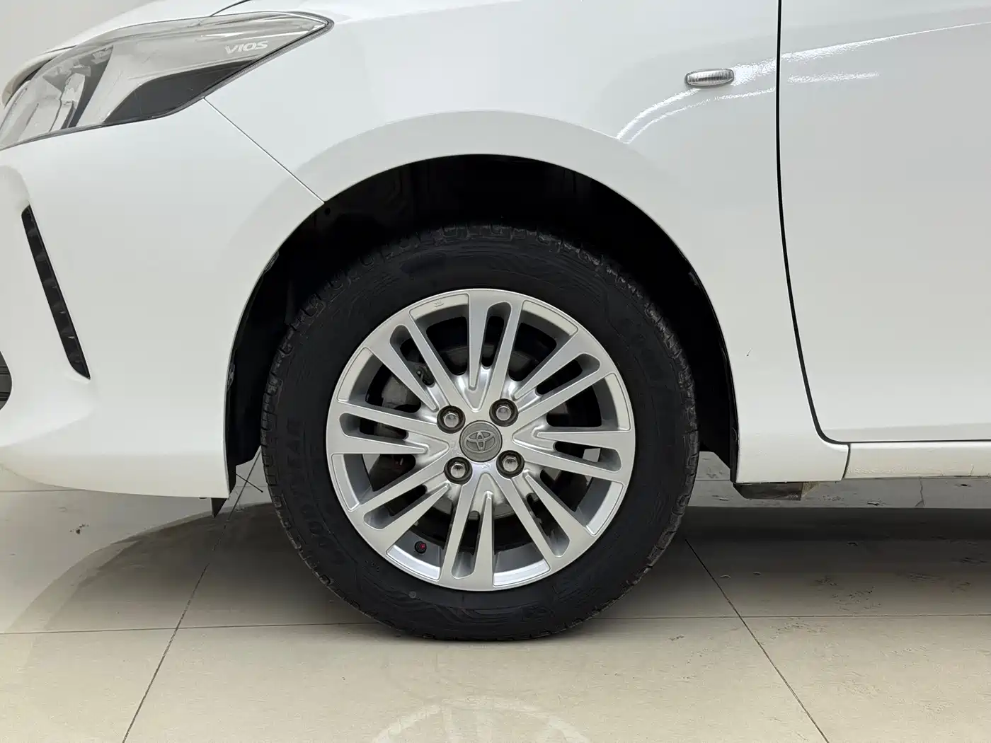 Toyota Vios 2017 1.5L CVT Pioneer фото 8