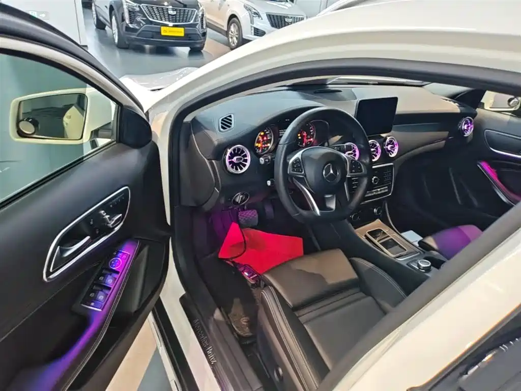 Mercedes-Benz GLA 2019 GLA 200 Fashion фото 16