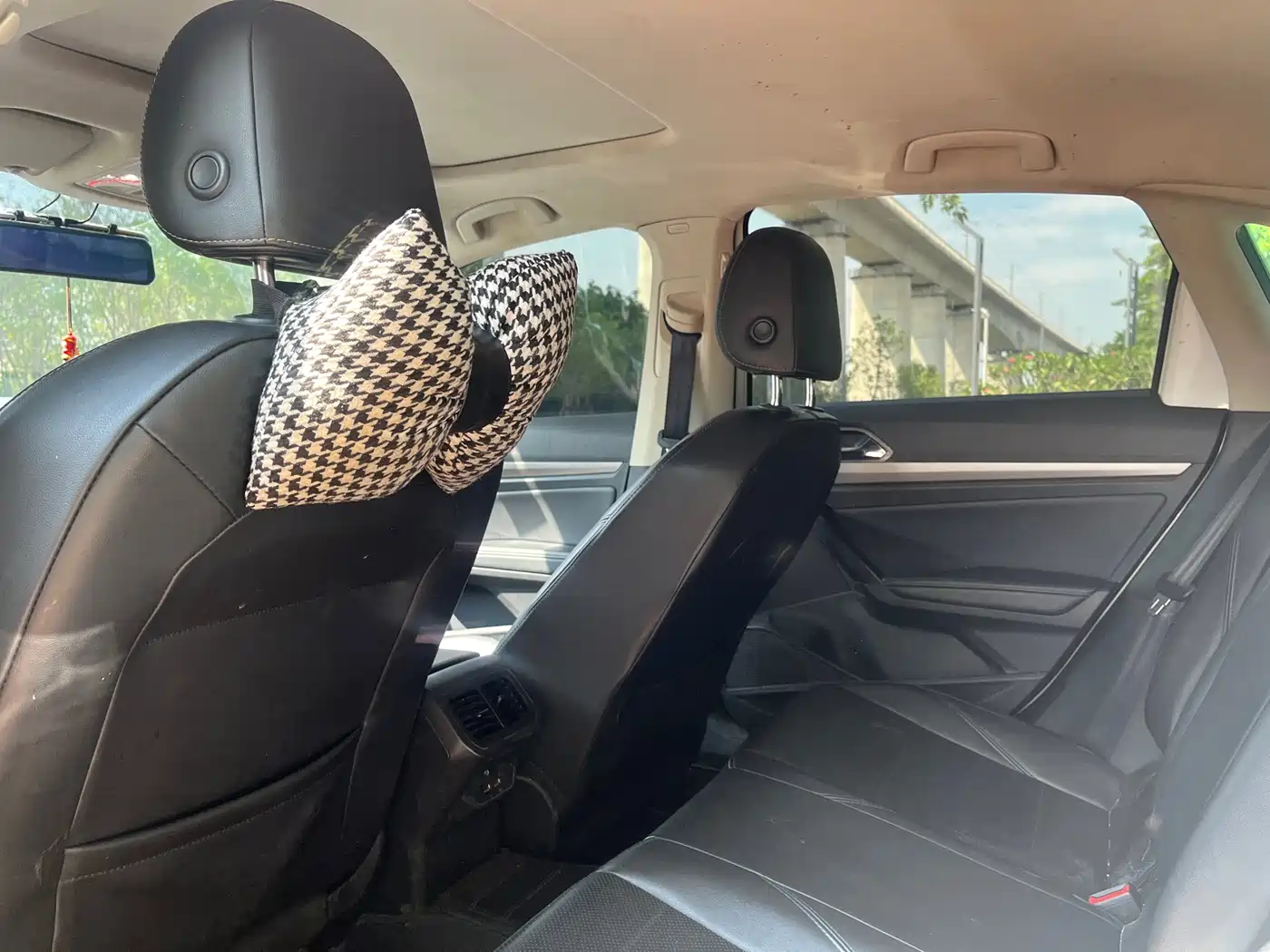 Volkswagen Lavida 2019 1.5L Automatic Comfort Edition China VI фото 6