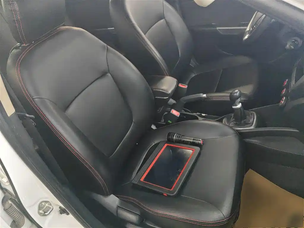 Kia K2 2015 Sedan 1.4L MT GLS фото 21