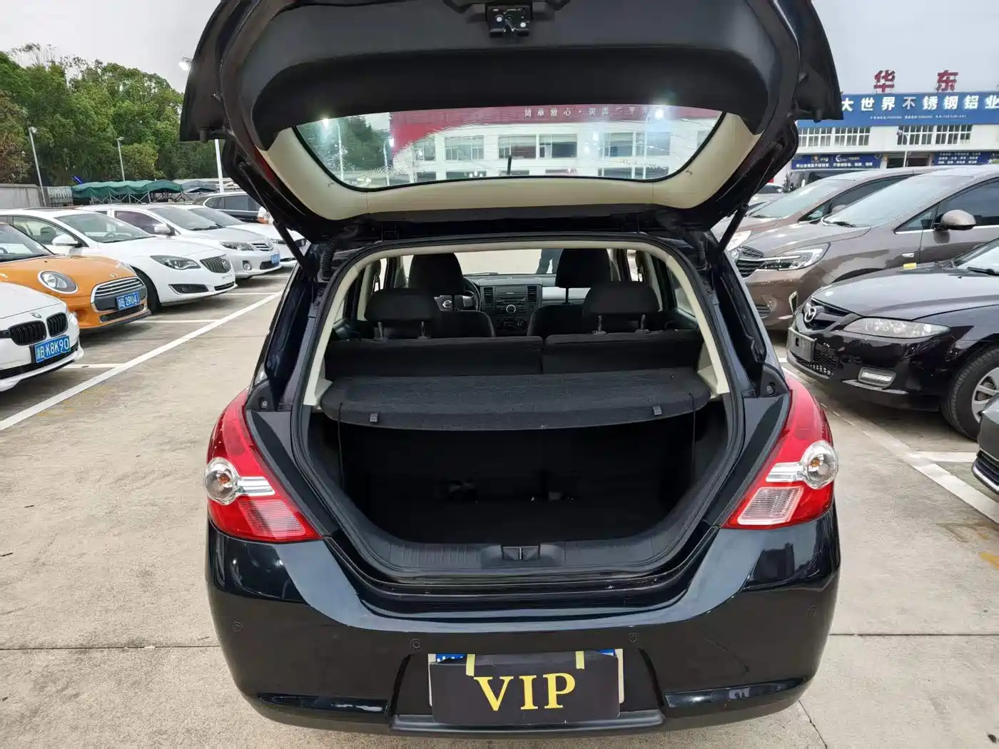 Nissan Tiida 2009 2008 1.6L Automatic Luxury
