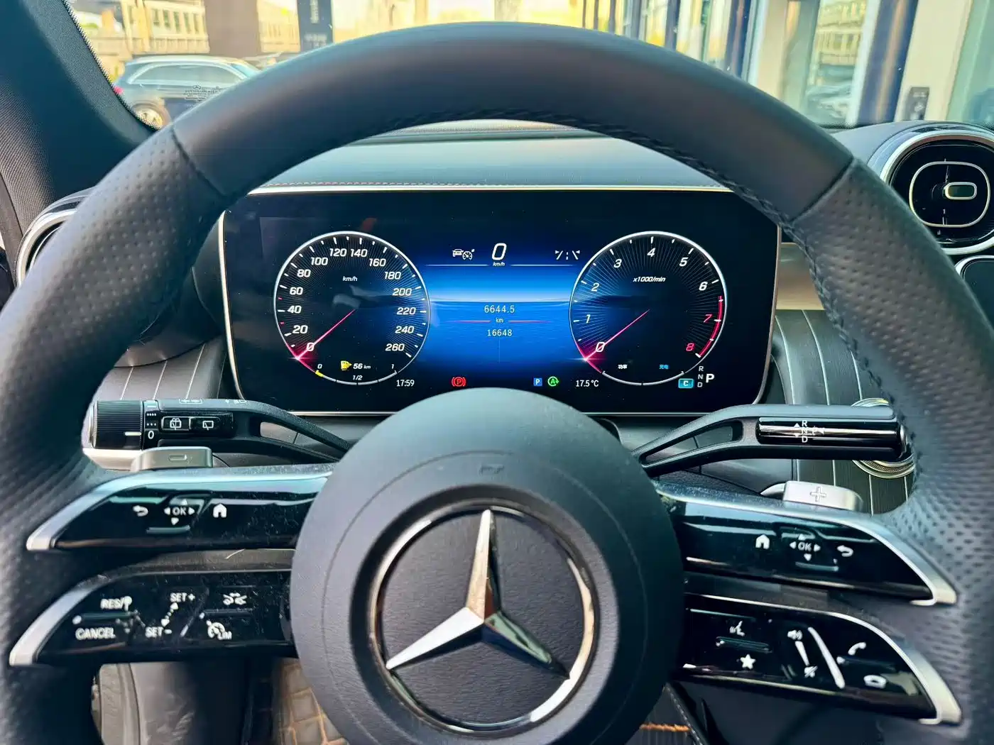 Mercedes-Benz GLC 2023 Facelift GLC 260 L 4MATIC Luxury 5-Seater фото 8