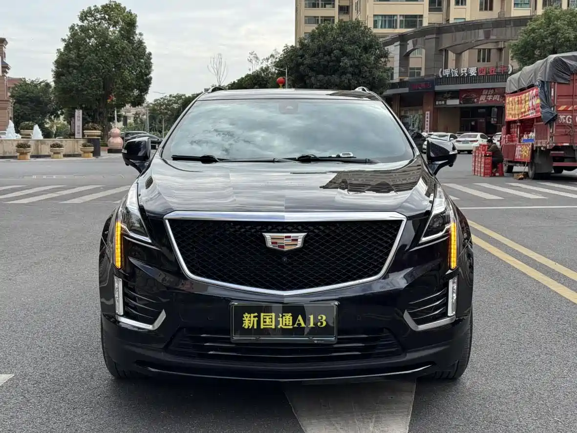 CADILLAC XT5