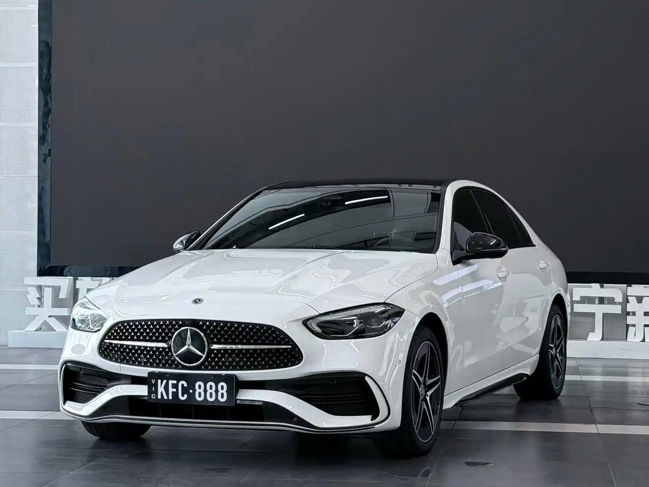 Фото 1 - Mercedes-Benz C-Class
