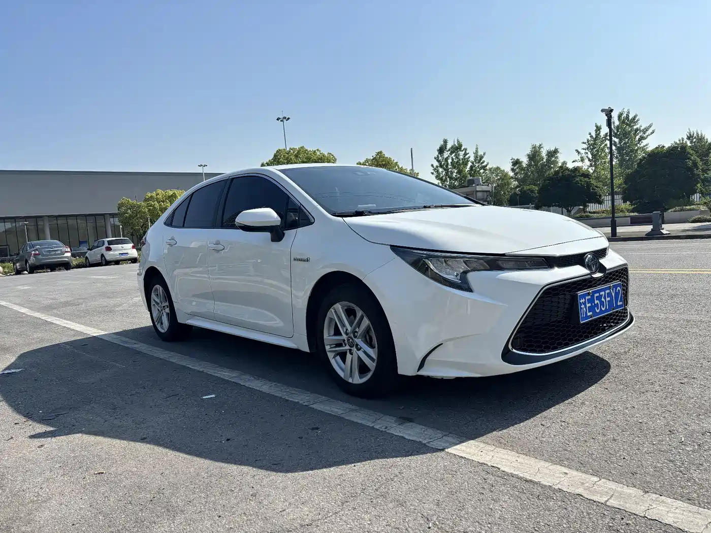 Toyota Levin 2022 Dual Engine 1.8H E-CVT Luxury Edition фото 3