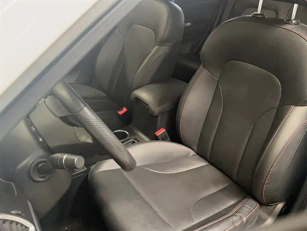 Haval M6 2019 1.5T DCT 2WD Value Edition (China VI) фото 9