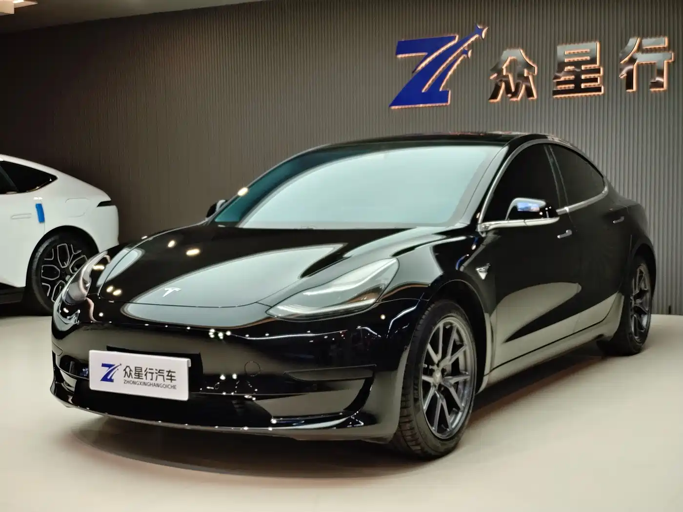 Tesla Model 3 2020 Facelift Standard Range RWD Upgrade