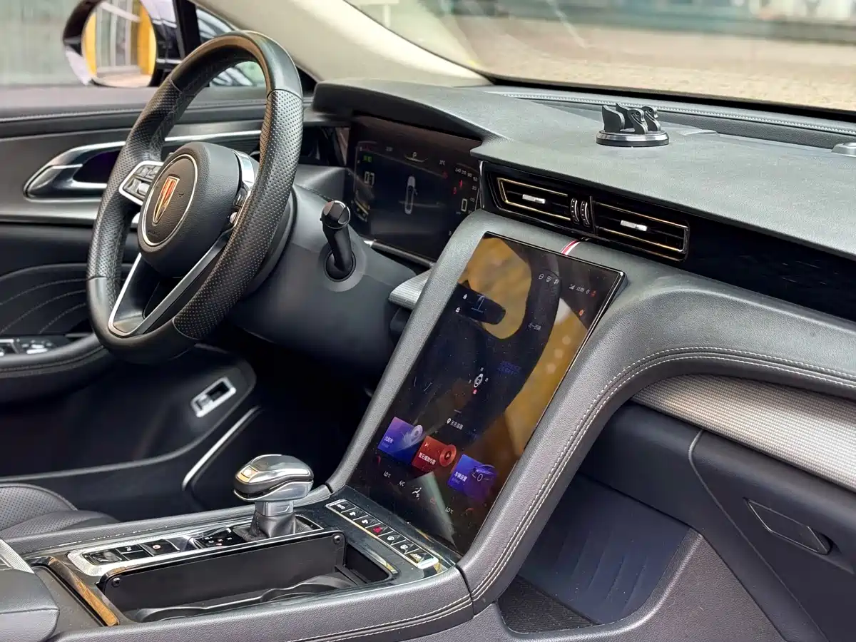 Hongqi H5 2023 1.5T HEV Smart Connect Flag Comfort фото 4