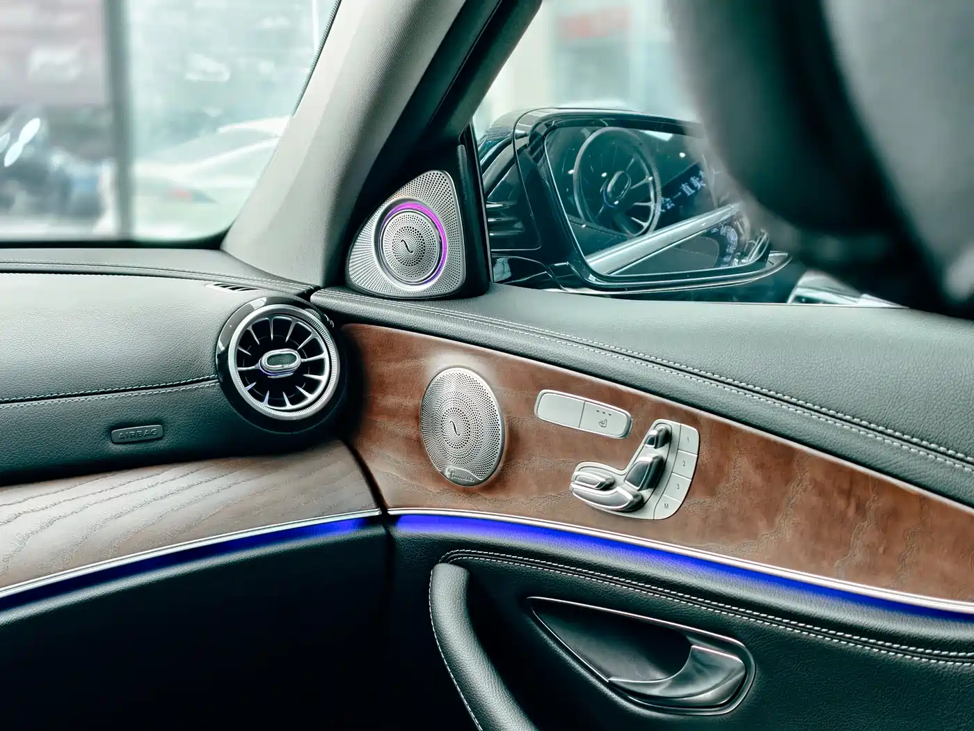 Mercedes-Benz E-Class 2021 Facelift E 300 L Luxury фото 13