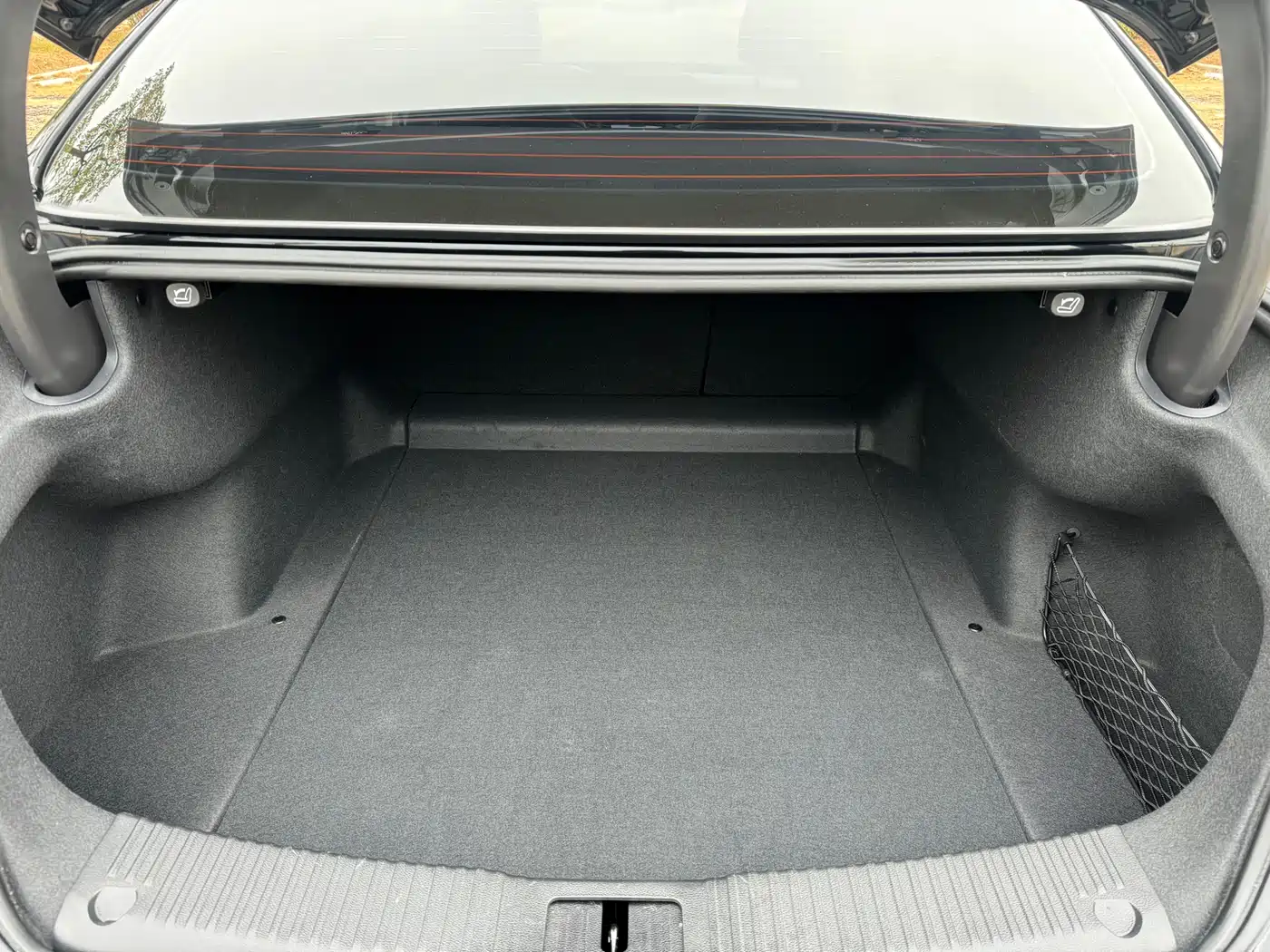 Hongqi H5 2024 1.5T DCT Smart Connect Flag Rhythm Edition фото 18