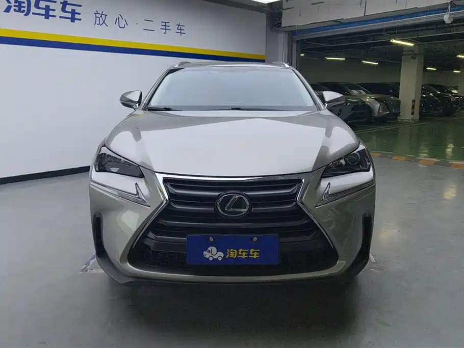 Lexus NX 2015 200t AWD F Sport фото 2