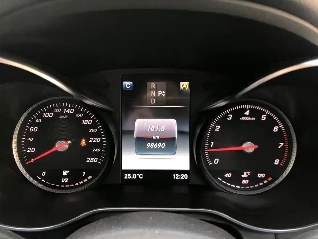 Mercedes-Benz GLC 2019 Model GLC 200 L 4MATIC фото 9