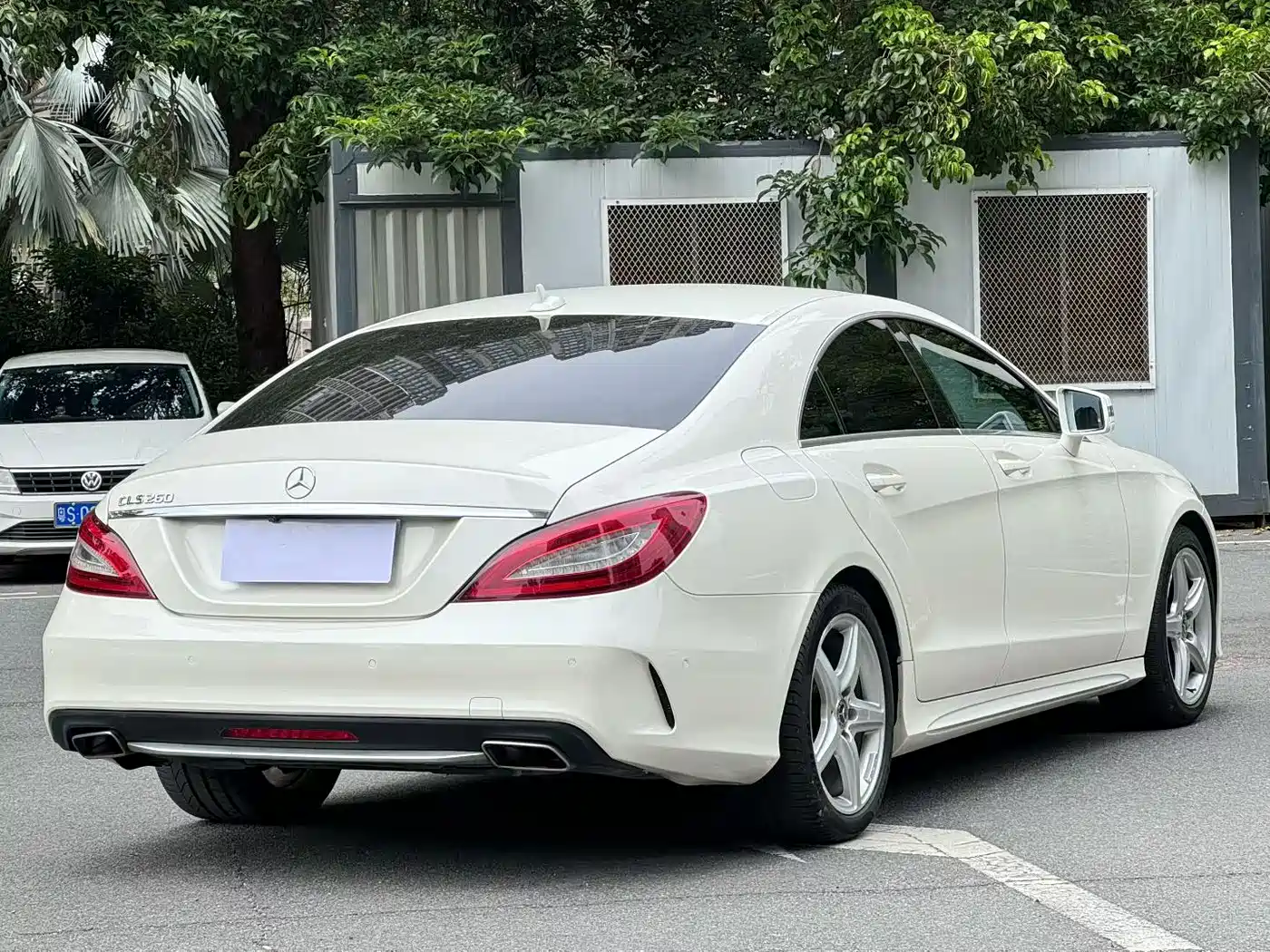 MERCEDES-BENZ CLS