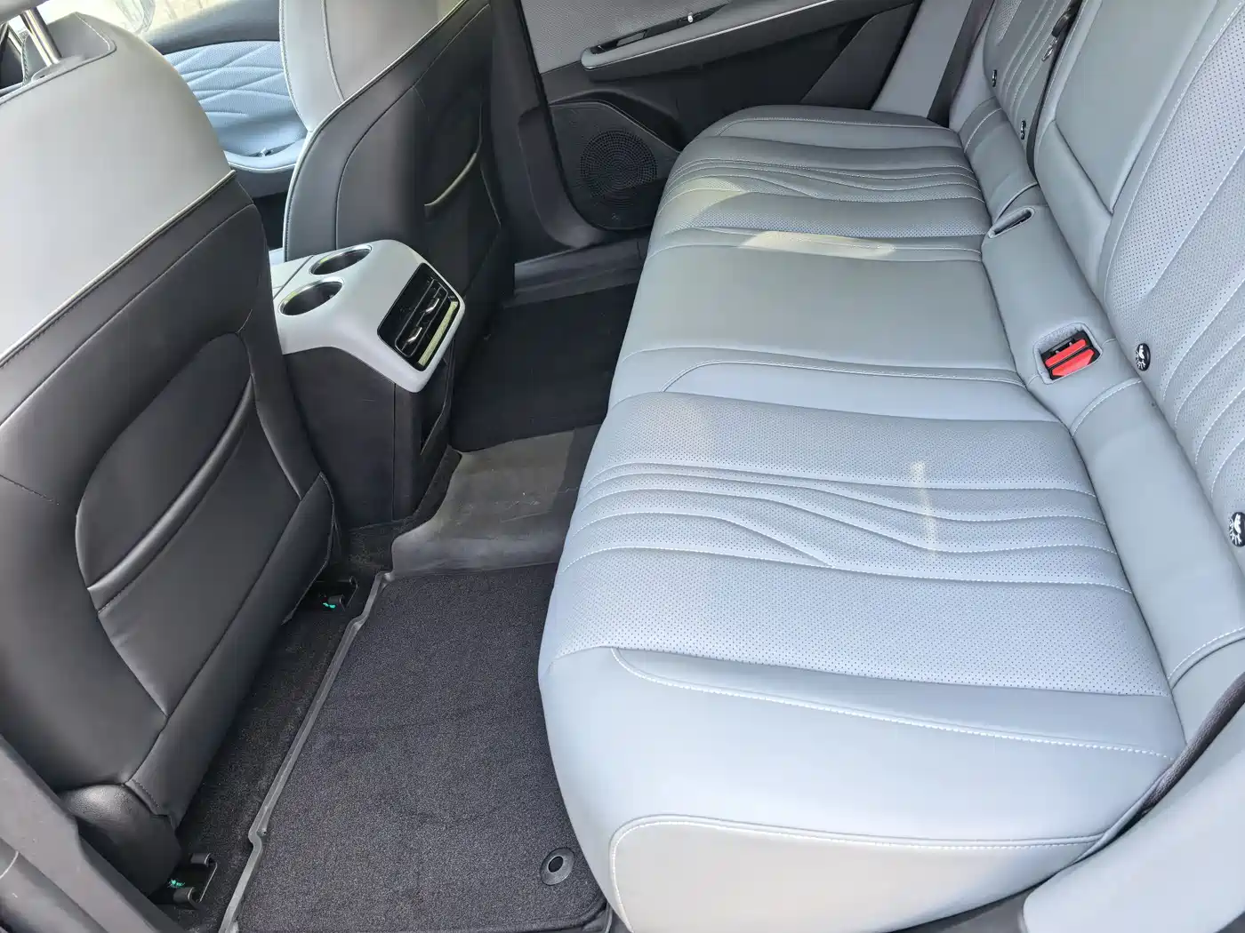 GEELY GALAXY GALAXY E8