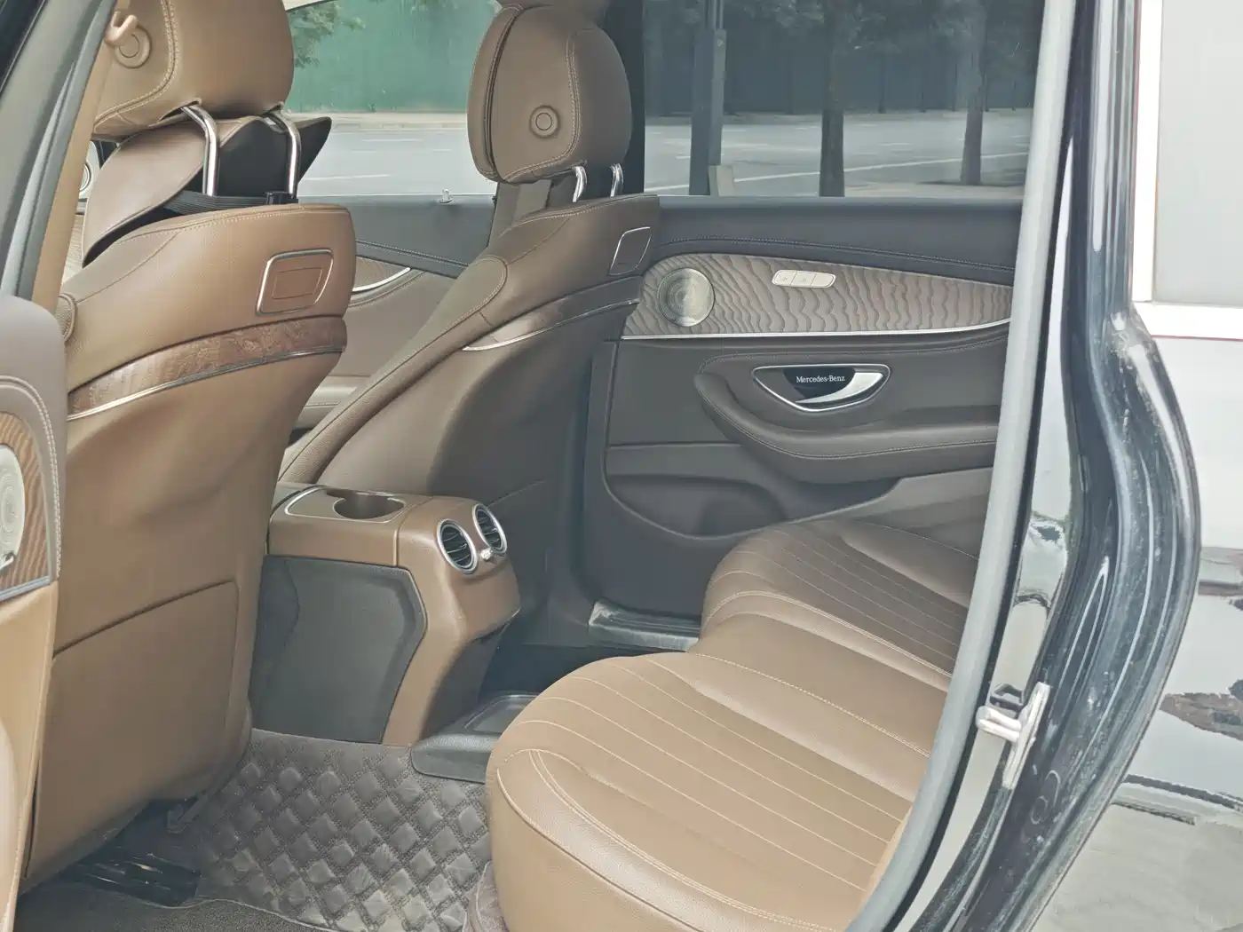 Mercedes-Benz E-Class 2018 Facelift E 200 L фото 5