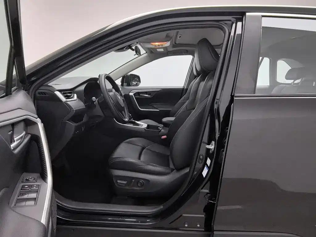 Toyota Wildlander 2021 2020 2.0L CVT AWD Luxury Edition