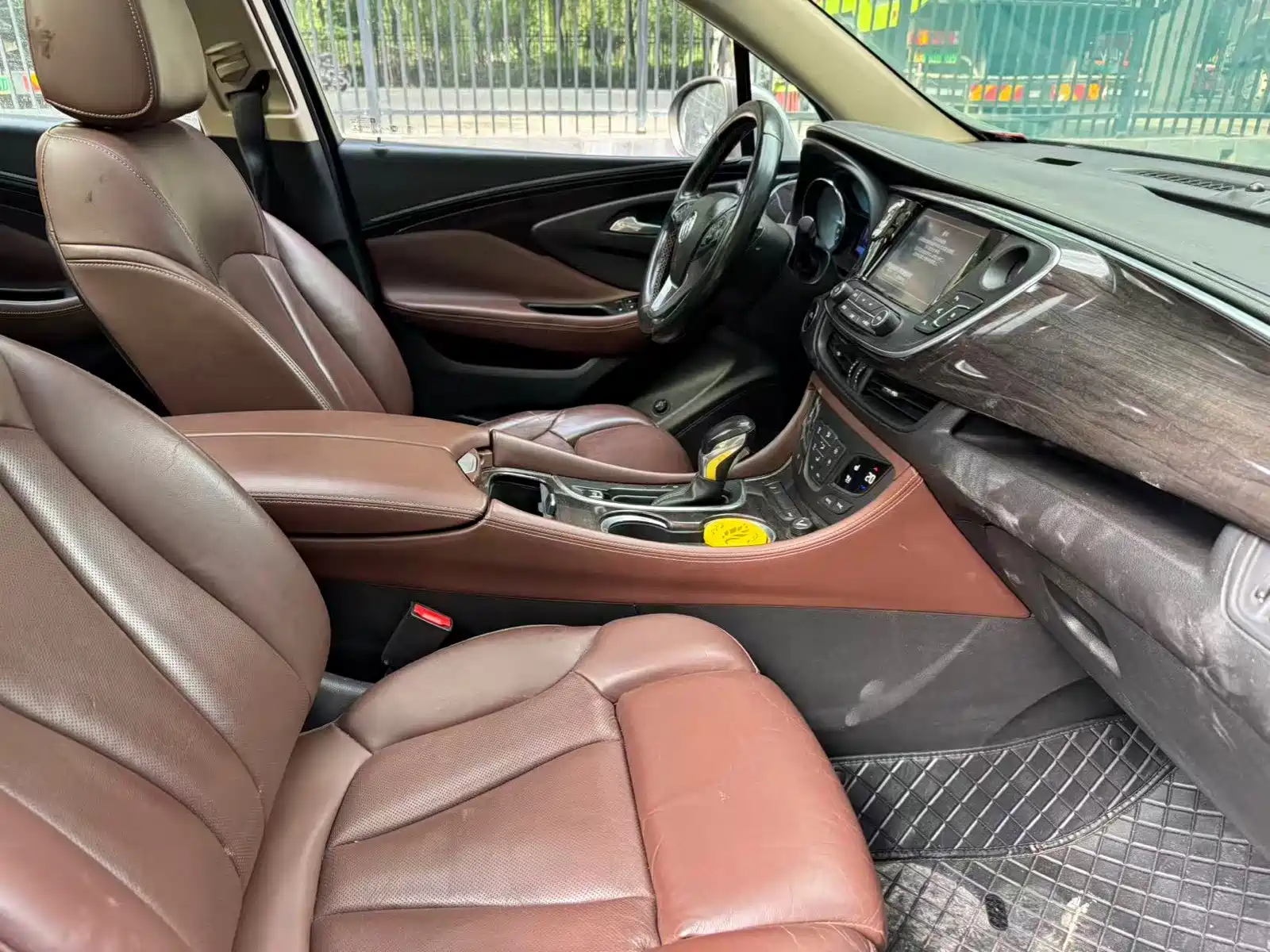 Фото 16 - Buick Envision Plus