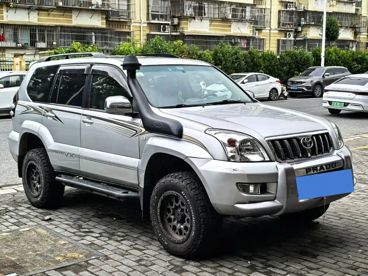 Toyota Prado 2006 4.0L Auto VX фото 2