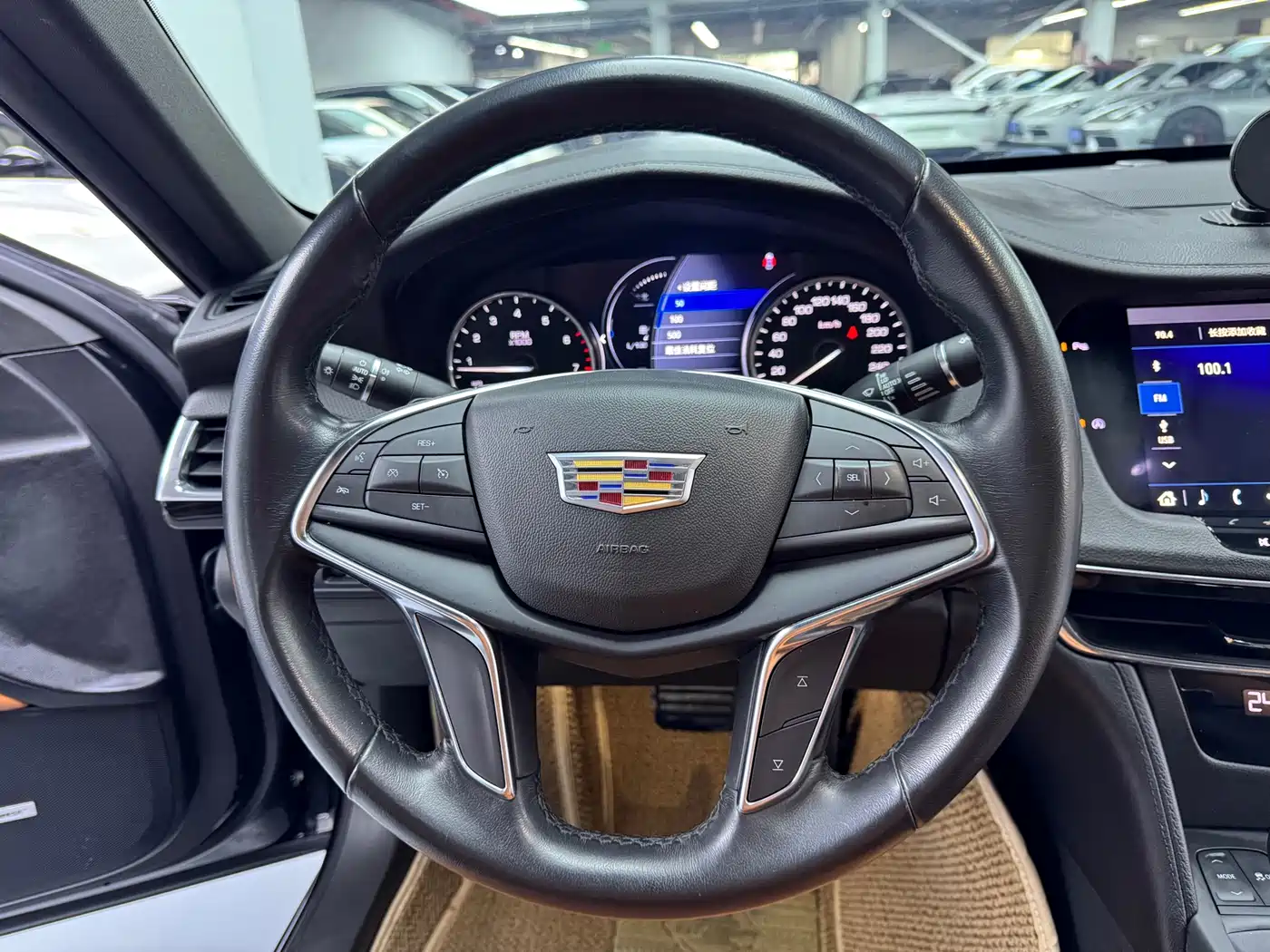 CADILLAC CT6