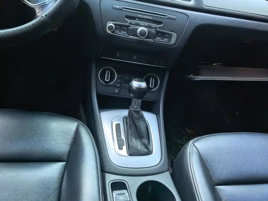 Фото 16 - Audi Q3
