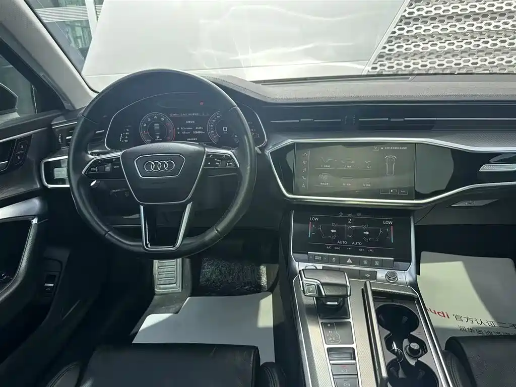Audi A6L 2019 40 TFSI Luxury Elegance фото 17