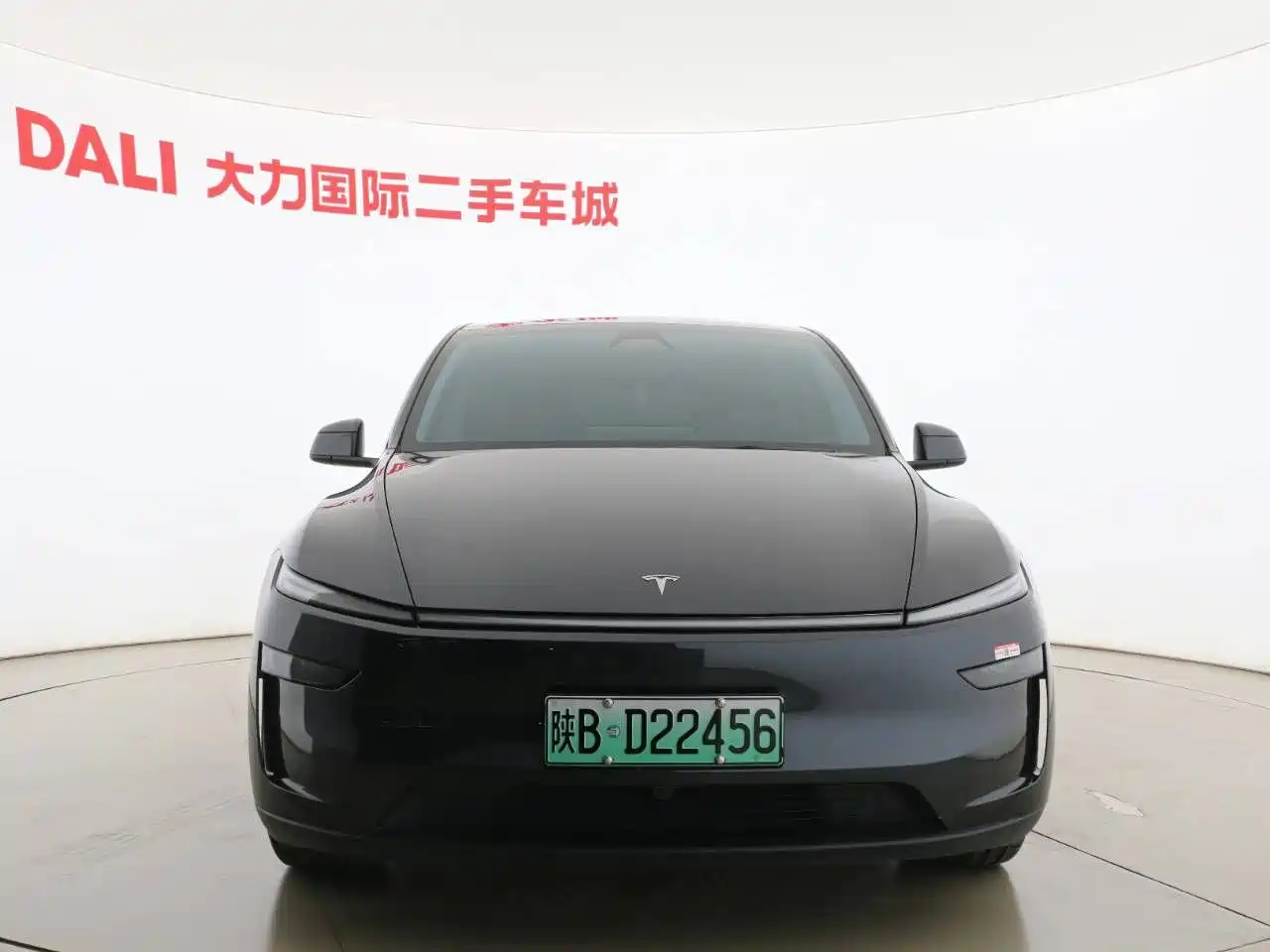 Фото 2 - Tesla Model Y