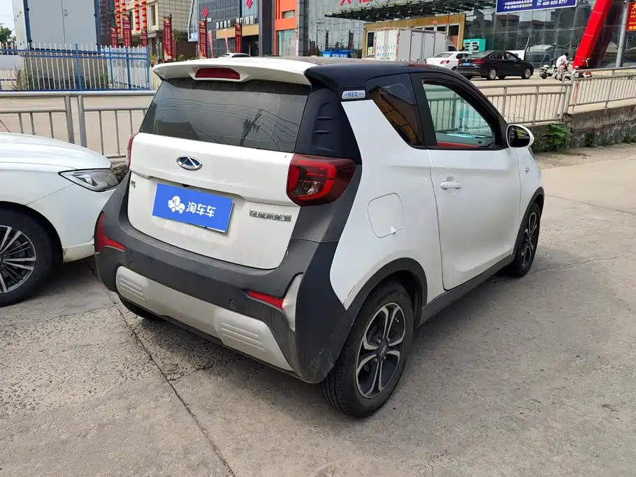 QQ New Energy Little Ant 2019 2019 4-Seater Smart Enjoy Edition 35kWh