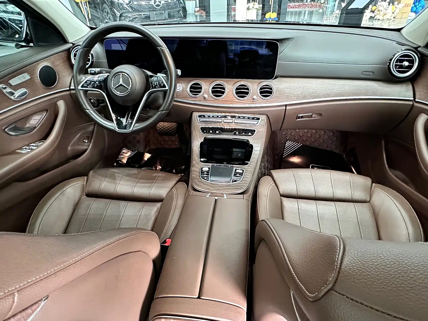 Mercedes-Benz E-Class 2022 E 260 L фото 8
