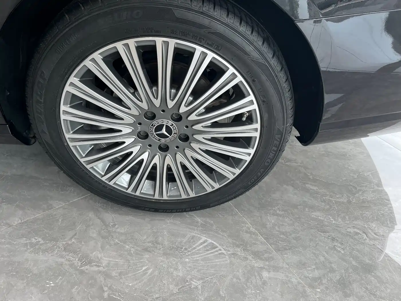 Mercedes-Benz E-Class 2021 E 300 L Luxury фото 17
