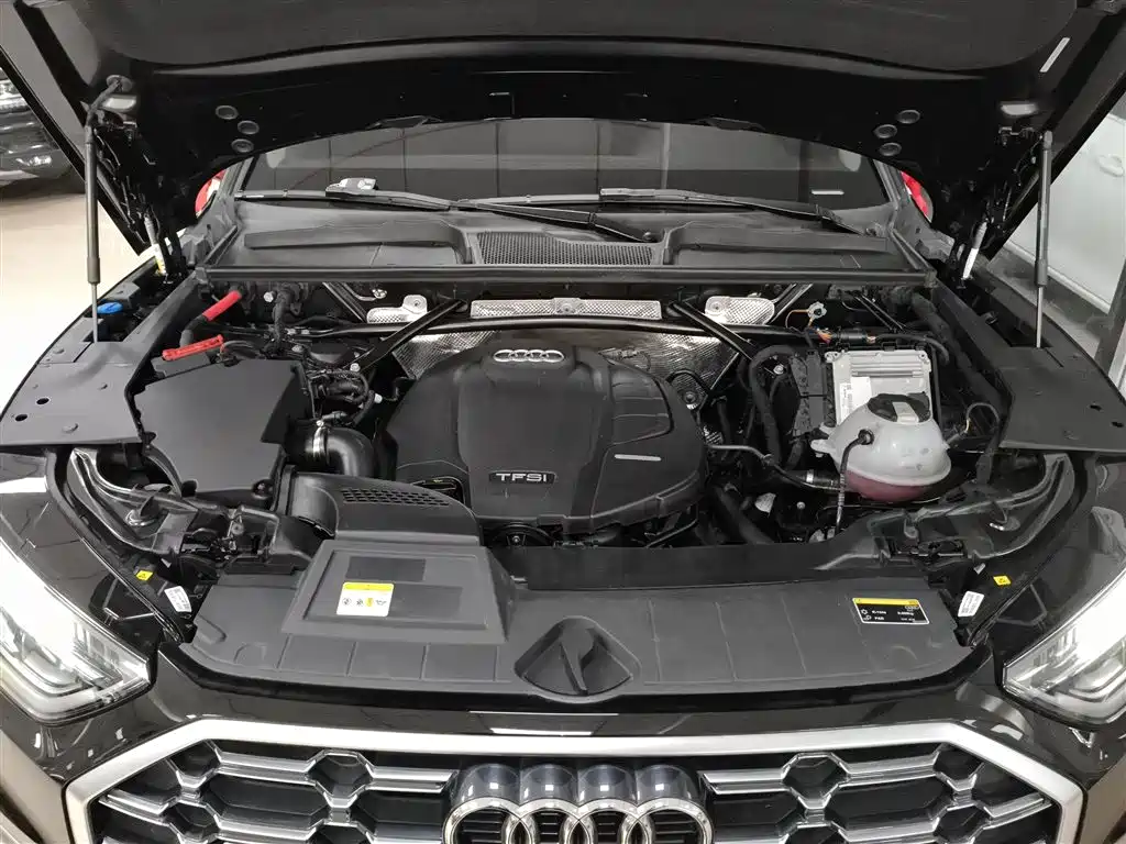 Audi Q5L 2022 40T Luxury Dynamic фото 20