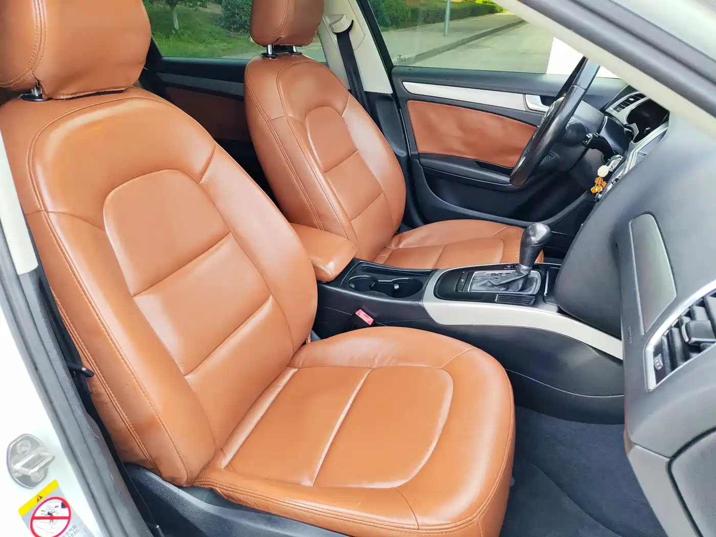Audi A4L 2011 1.8 TFSI Comfort фото 19