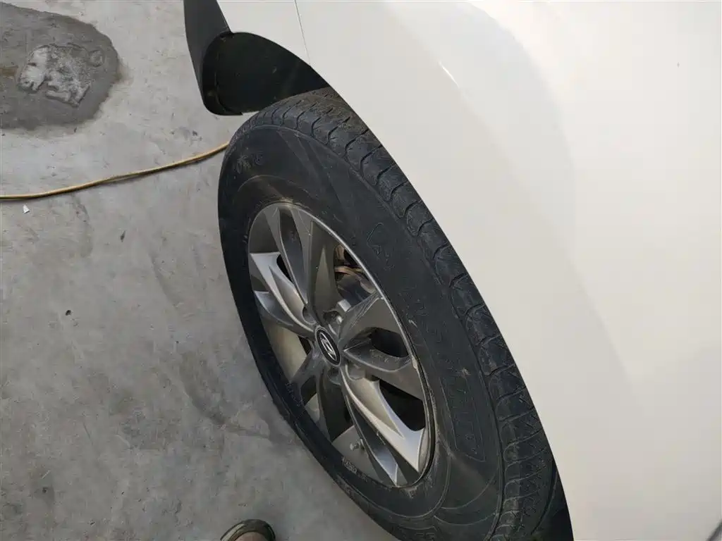 Hyundai Beijing Hyundai ix35 2015 2.0L Automatic 2WD Comfort China V фото 26