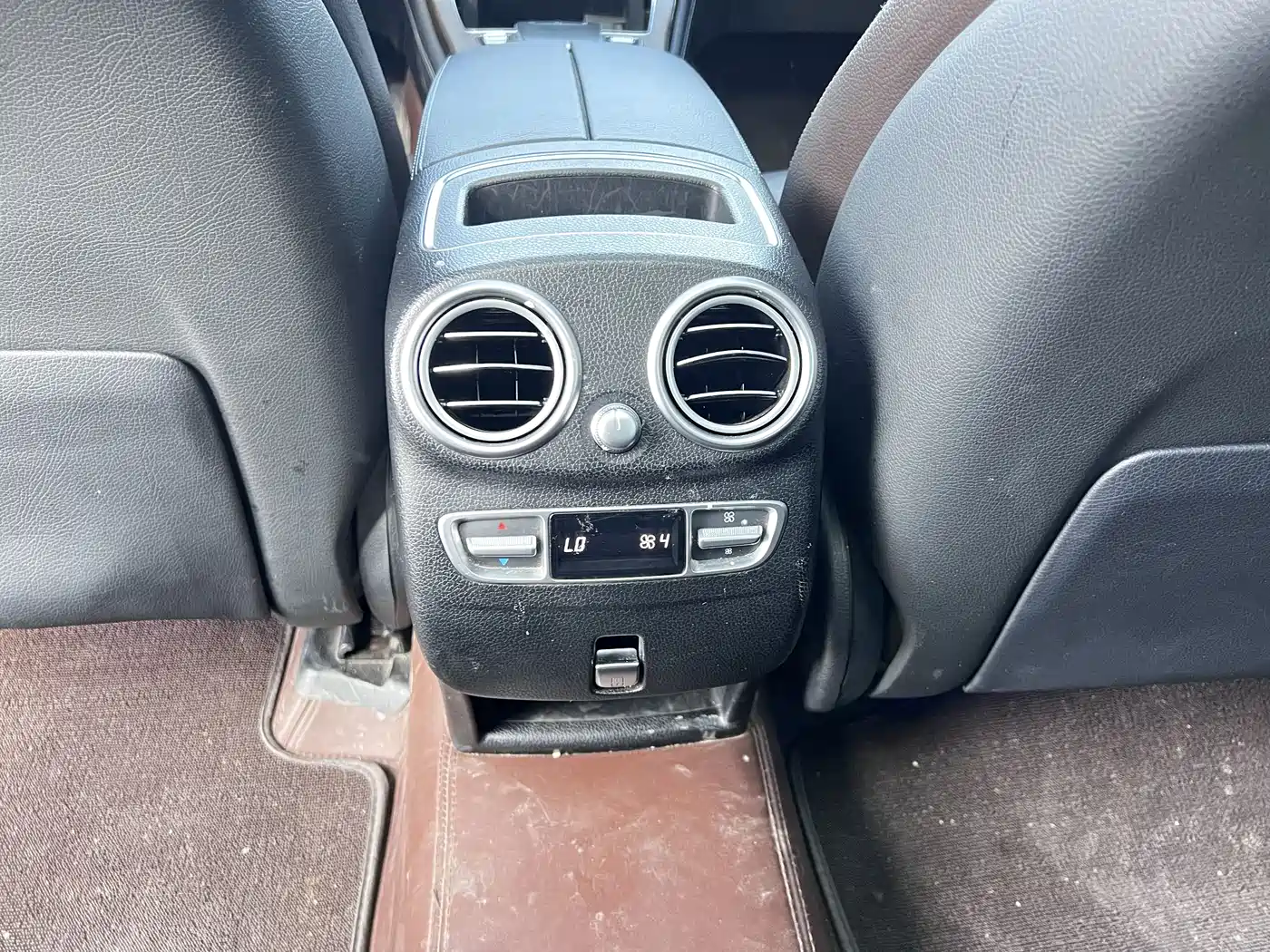 Mercedes-Benz GLC 2022 Facelift II GLC 260 L 4MATIC Luxury фото 11