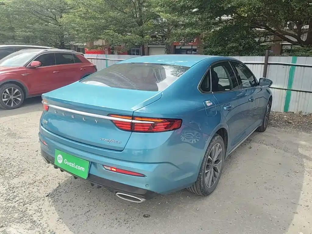 Фото 7 - Geely Preface