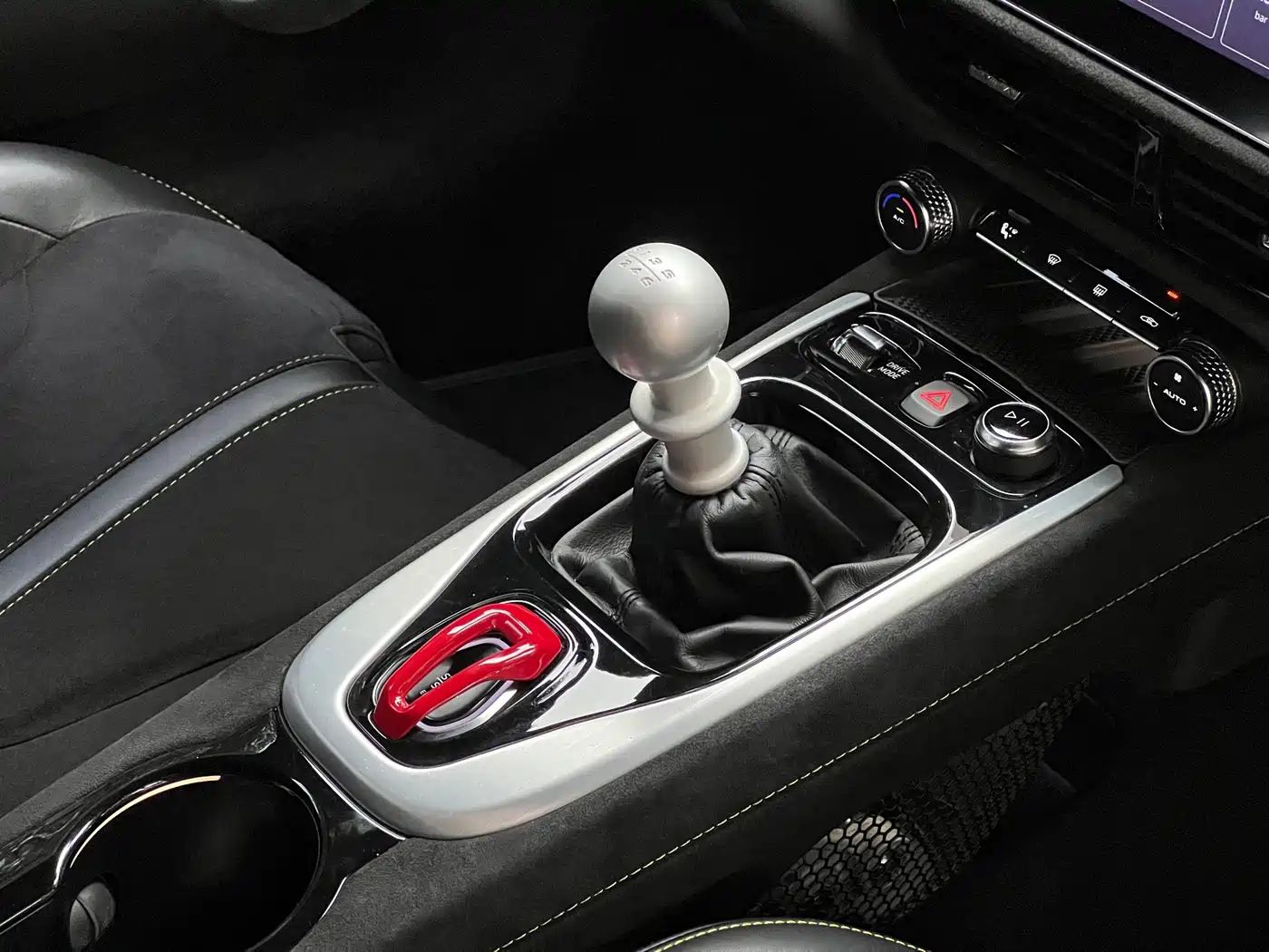Lotus EMIRA 2023 2022 3.5T V6 Manual First Edition
