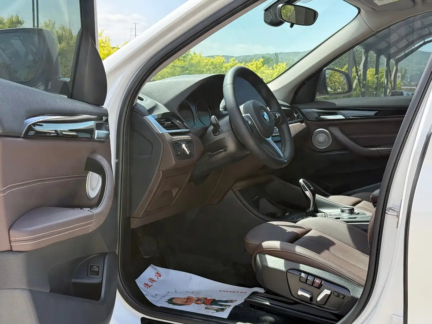 BMW X1 2022 sDrive25Li Leading фото 17
