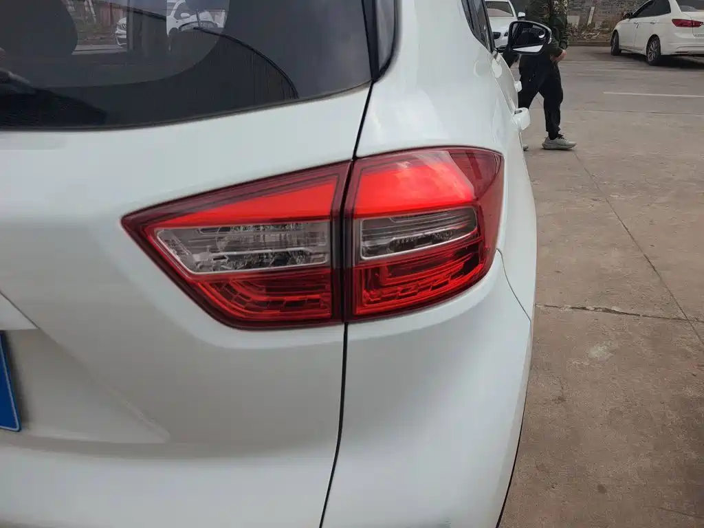 Changan CS15 2016 2016 1.5L Manual Fashion