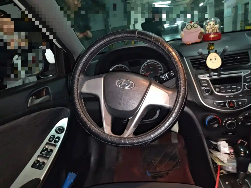 Hyundai Reina 2015 2014 Model 1.4L Automatic GLX